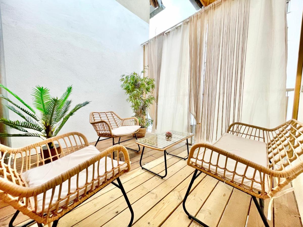 Le Rosacker - Proche Centre Ville Et Gare - Terrasse - Parking Gratuit 2 Places - 2 Chambres - 2 Salles De Bain - Netflix Кольмар Экстерьер фото
