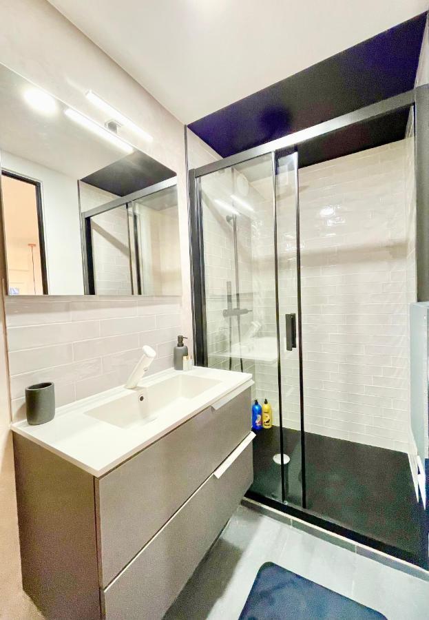 Le Rosacker - Proche Centre Ville Et Gare - Terrasse - Parking Gratuit 2 Places - 2 Chambres - 2 Salles De Bain - Netflix Кольмар Экстерьер фото